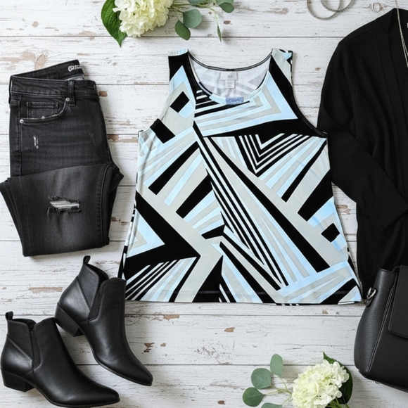 Top - Picture 13 of 14